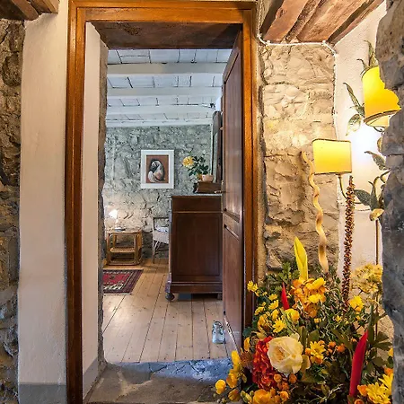 Fattoria Ca' Di Fatino 住宿加早餐酒店 佩波利堡