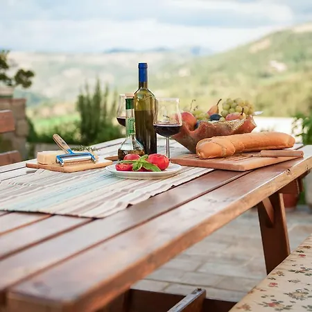 Fattoria Ca' Di Fatino Bed and Breakfast 3*